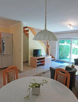 Maisonettewohnung mit 2 Zimmern inkl. Terrassenfläche und Stellplatz nur 2 Minuten von der Ostsee entfernt - Heringsdorf (Mecklenburg-Vorpommern)