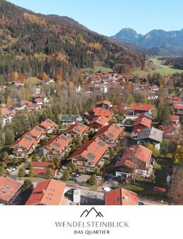 Schliersee-Neuhaus: Exklusive 3-Zimmer Landhaus-Wohnung im Obergeschoss mit Bergpanoramablick - Schliersee