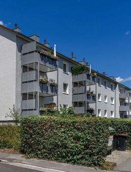 Geräumige Erdgeschosswohnung mit Balkon - Wermelskirchen