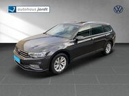 VW Passat Variant, 2.0 TDI Business, Jahr 2023 - Schleswig