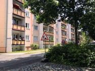 Zentrale 3-Zimmer-Wohnung mit Balkon, Keller, Stellplatz - Cottbus