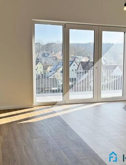 Alles außer gewöhnlich: Stilvolle 3-Zimmer-Maisonette-Wohnung mit einzigartigem Grundriss! - Reutlingen