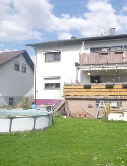 Gartenliebhaber aufgepasst! Großzügiges Zweifamilienhaus in bevorzugter Wohnlage! - Hasselroth