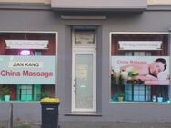 Massage von neuer Kollegin - Massage Jian Kang Massage - Düsseldorf