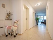 Investieren mit Substanz: Erdgeschosswohnung mit Garten & Garage - Mönchengladbach