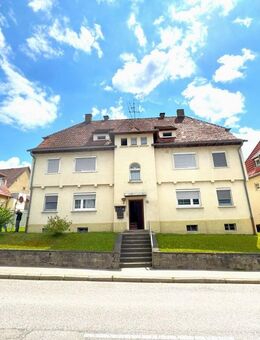 Attraktive 3-Zimmer-Wohnung in begehrter Wohnlage im Grünen in 73252 Lenningen - Lenningen
