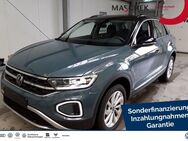 VW T-Roc, 2.0 TDI Style Anschlus, Jahr 2023 - Wackersdorf