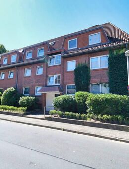 Flensburg-Mürwik: 2-Zi.-Whg. mit Balkon, Tiefgarage, Keller in Fördenähe und Raum für eigene Ideen. - Flensburg