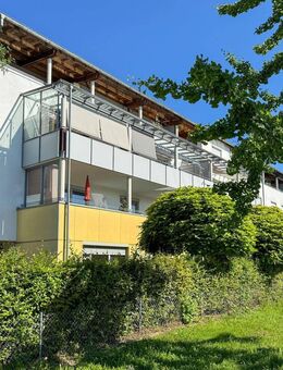 Gepflegte 2-Zimmer-Erdgeschosswohnung mit Terrasse und Tiefgarage - Burghausen