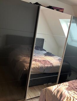 Kleiderschrank mit Schwebetüren - Fürstenau