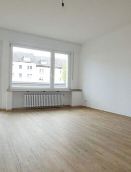 *** 2 Zimmer - Balkon -Erstbezug nach Sanierung - super Lage! *** - Mülheim (Ruhr)