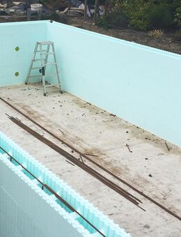 Pool selber bauen mit DIWARO. Schwimmbadsteine Poolsteine Schallsteine Systembausteine Poolbau Styroporstein Swimmingpool Bausatz - Moers