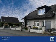 Traumhafte Doppelhaushälfte in Hennef - Wohngebiet auf dem Blocksberg - Hennef (Sieg)