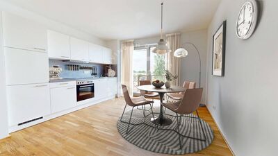VALENTINA - Schönhof-Viertel | Viel Platz zum Wohlfühlen: Große 2-Zimmerwohnung mit EBK und Balkon