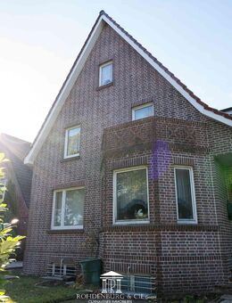 Sanierungsbedürftiges EFH mit großem Grundstück in Cuxhaven - Cuxhaven