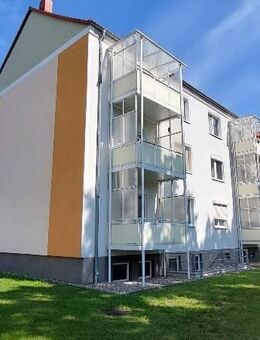 Sanierte 3-Raumwohnung mit moderner Einbauküche und Balkon - Burg (Sachsen-Anhalt)