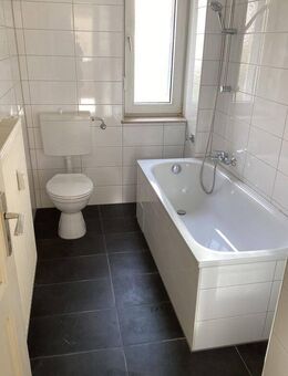 2- Zimmerwohnung mit Balkon - Wiesbaden
