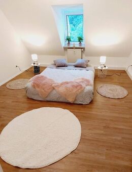 2,5 Zi. Whg. od. Büro mit Küche,Garage,Garten in Chemnitz zu vermieten - Chemnitz