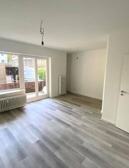 PREISREDUZIERUNG! NUR 2,38 % Provision! renoviert+BEZUGSFREI - Hamburg