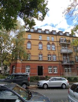 Renovierte 2-Zimmer-Wohnung in historischem Gebäude in Kassel - Kassel