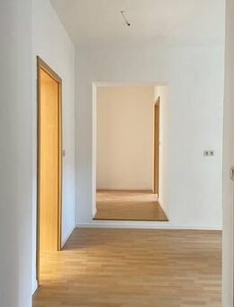 schöne 3-Raum Wohnung - Dessau-Roßlau