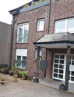 Sehr gepflegte 2-Raum-Wohnung in Meerbusch-Osterath - Meerbusch