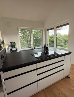 Großzüge 3-Zi.-Whg. in Bestlage mit Küche - Neustadt (Aisch)
