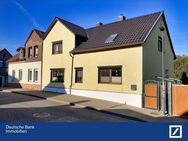 Bezugsfertiges Doppelhaus - Mit Kamin, Sauna und Balkon ! - Hergisdorf