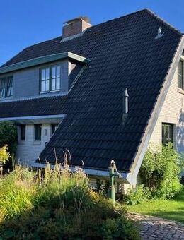 Traumhafte Doppelhaushälfte in zentraler und ruhiger Lage in der Mitte zwischen den Ortsteilen Bad u. Dorf - Sankt Peter-Ording