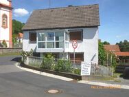 Haus in Ortsrandlage mit Garage , sonniger Terrasse, und Sauna - Gut als Ferienhaus geeignet - Fladungen