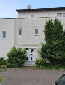 Viel Raum für Ihre Familie – großzügiges Zuhause für Jung & Alt - Leonberg (Baden-Württemberg)