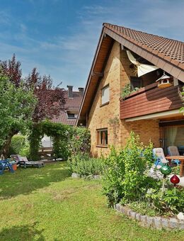 Charmantes Einfamilienhaus mit Einliegerwohnung, großem Garten und viel Potenzial - Ehningen