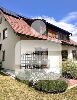 Mehrgenerationenhaus am grünen Stadtrand - schon mal daran gedacht? Zweifamilienhaus in Amberg - Amberg
