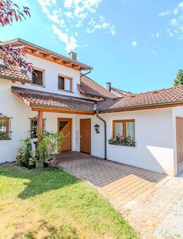 Mehrgenerationen Residenz an schweizer Grenze - Jestetten