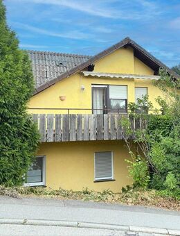 Großzügige 4 ZKB-Dachgeschoss-Eigentumswohnung mit großem Potenzial in Heiligkreuzsteinach - Heiligkreuzsteinach