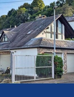 Kleines Haus mit großem Potenzial auf 1344 qm Grundstück! - Idar-Oberstein