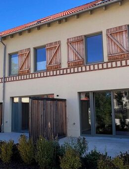 Top Haus - EBK, Fußbodenheizung, Gäste-WC,.....Besichtigung Samstag, 01.11. um 10:15 Uhr Treff: Ahornweg 2 - Beelitz