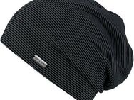 chillouts Beanie Pittsburgh Hat mit weichem Baumwollmix & feiner Streifenstruktur