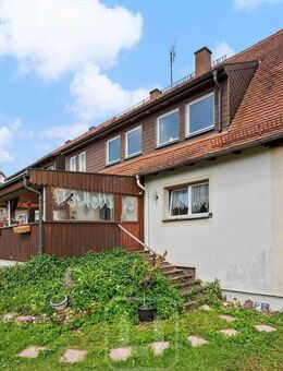 Wohnen in naturnaher Harmonie | Doppelhaushälfte | 134 m² Wohnfläche | 2 Stellplätze - Keltern