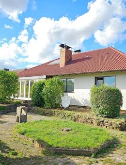 Gepflegtes Wohnhaus im Bungalowstil mit Einliegerbereich! - Meeder