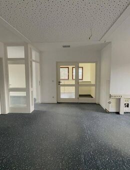 *Provisionsfrei* Vielseitig nutzbare Eigentumswohnung oder Bürofläche - Frankenblick