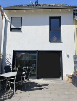 RESERVIERT!!! ***von privat*** neuwertige Doppelhaushälfte Baujahr 2016 - Mutterstadt