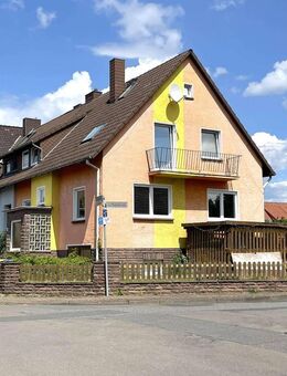 Garbsen-Berenbostel - Zweifamilien-DHH mit gr. Garten & 2 Garagen - Garbsen