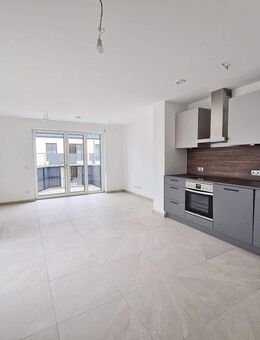 2 Zimmer- Mietwohnung mit Einbauküche in Traunstein. 2 Tiefgaragenstellplätze möglich. - Traunstein