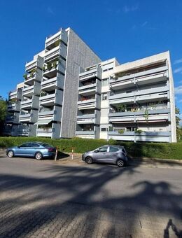 2-ZKB-Wohnung mit zwei Balkonen in zentrumsnaher Lage von Saarlouis - Saarlouis