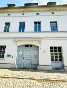 Kapitalanlage: Denkmal-Mehrfamilienhaus mit 7 WE & Gewerbe in Hainichen: zwischen Chemnitz & Dresden - Hainichen (Sachsen)