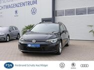 VW Golf Variant, 2.0 TDI Golf VIII Life LE, Jahr 2021 - Rostock