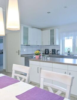 Schönes, individuelles Einfamilienhaus mit Einlieger-/Gästewohnung – nahe der Ostsee mit großem Garten-/Gärtnerfläche am Naturschutzgebiet - Ratekau