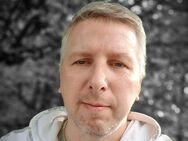 Suche Freundschaft + oder eine Beziehnung - Mönchengladbach