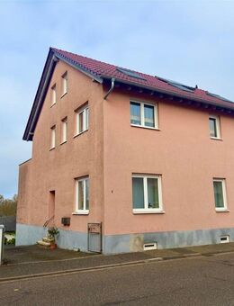 Viel Platz im kernsanierten Zweifamilienhaus in Pirmasens - Pirmasens